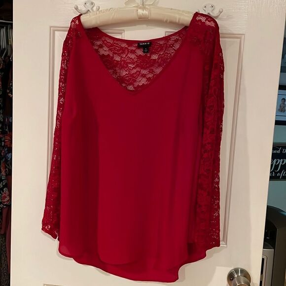 Torrid Red Lace long sleeved blouse❤️ - Picture 1 of 8